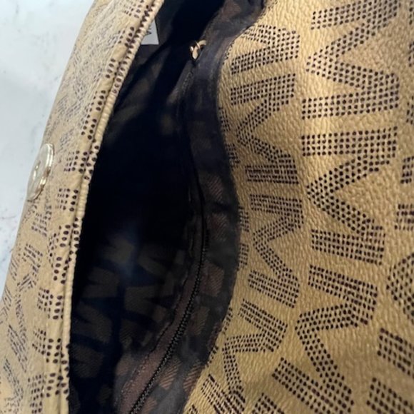 Crossbody purse - Picture 5 of 8